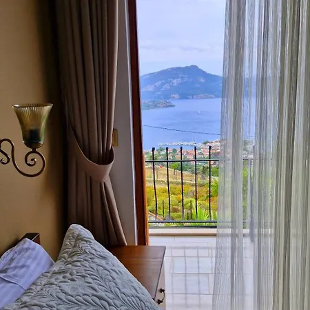 Δωμάτια σε οικογενειακή κατοικία Loca Hill Μαρμαρίς