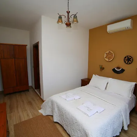 Loca Hill Δωμάτια σε οικογενειακή κατοικία *